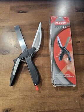 Clever Cutter (2-in-1 Food Chopper / Kitchen Shears & Cutting Board)